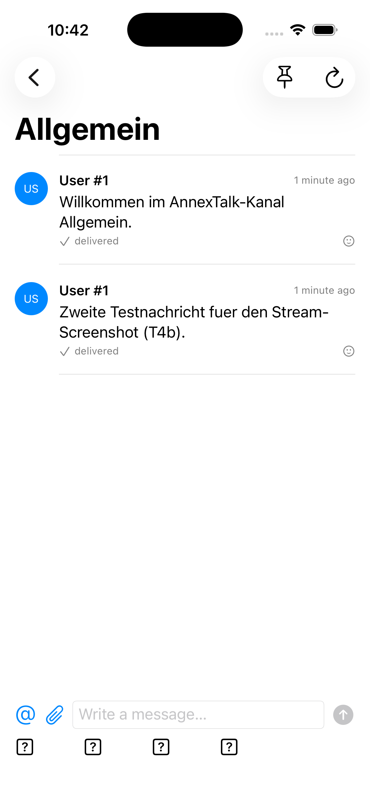 iPhone: the channel stream of channel Allgemein with two messages, each with a delivered state.